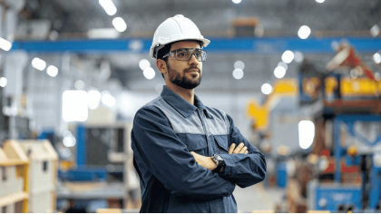 Слюсар та помічник електрика на виробництво генераторів