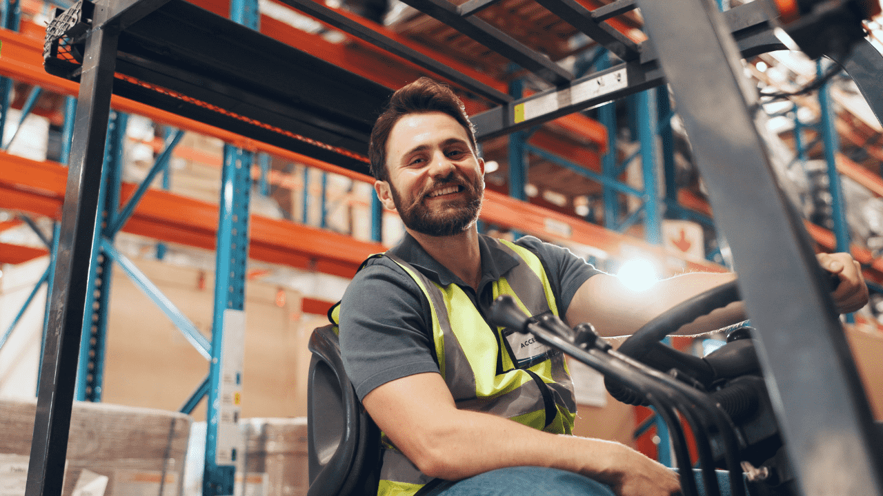 Водій навантажувача UDT + робота зі сканером 