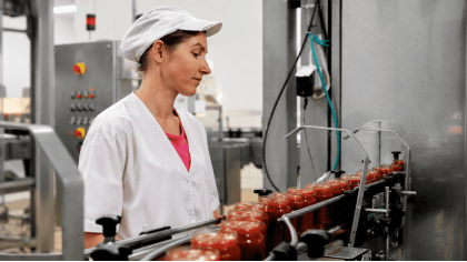 Оператор виробничої лінії на виробництві овочевої продукції