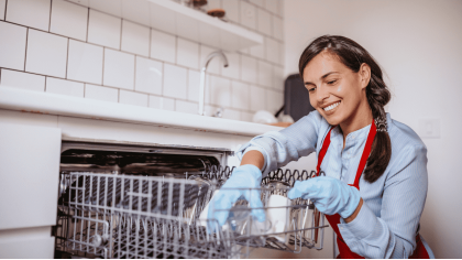 Працівник на змивак (ресторан у 5ти зірковому готелі)